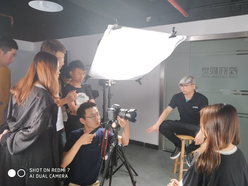 广告代理：避开这些误区，让你的品牌传播更有效